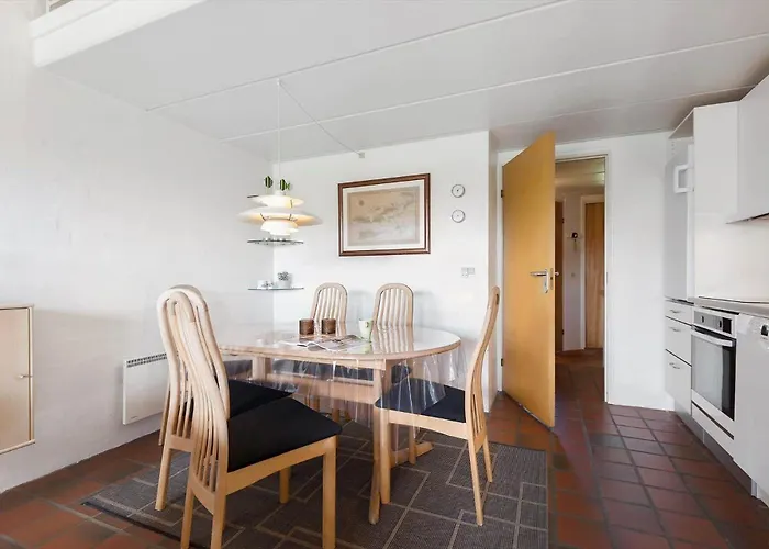 Bv344-blavand-fyrvej-26-lej-28 * Блаванн